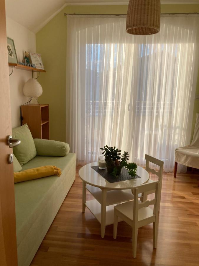 Natasha'S Garden House Apartment Dol pri Ljubljani Exterior photo